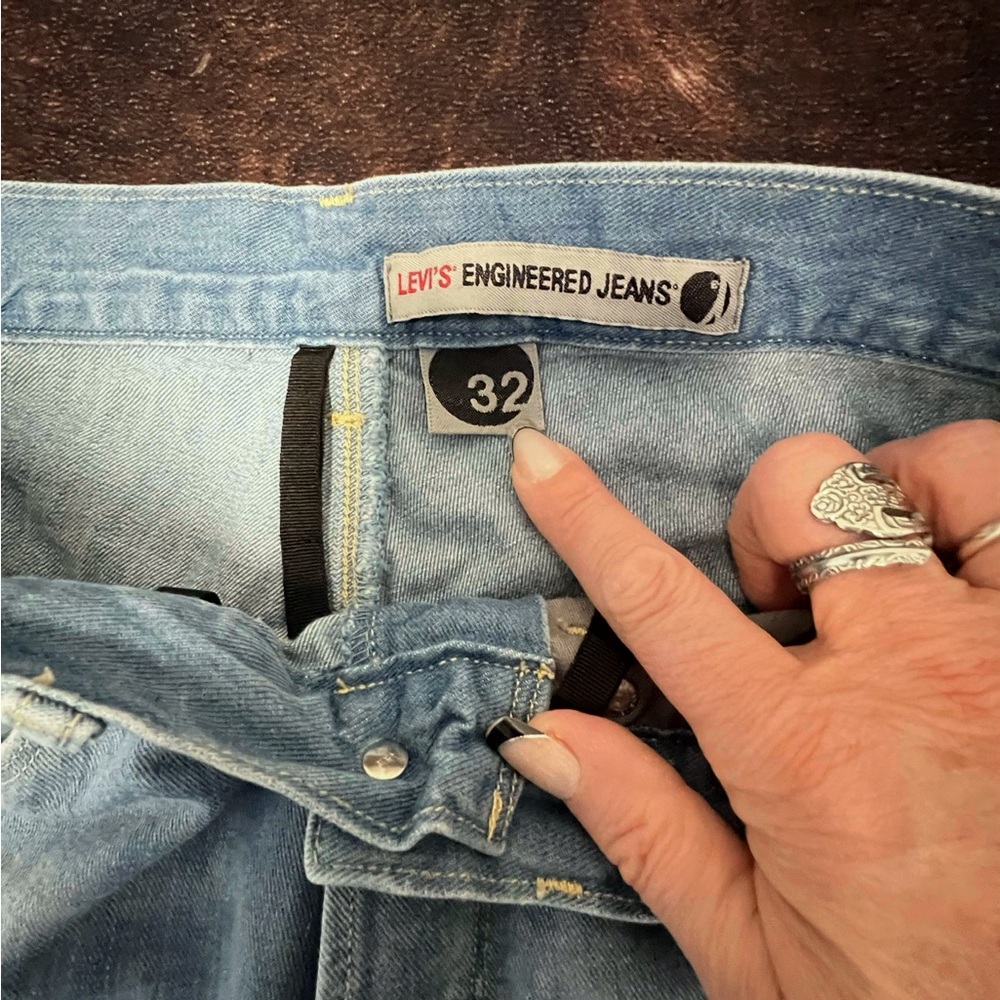 Vintage Levi’s engineered Jeans - Picture 4 of 11